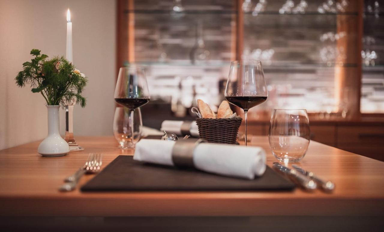 Hotel Bischofhof - Bistro Jasmin Кьюза Экстерьер фото