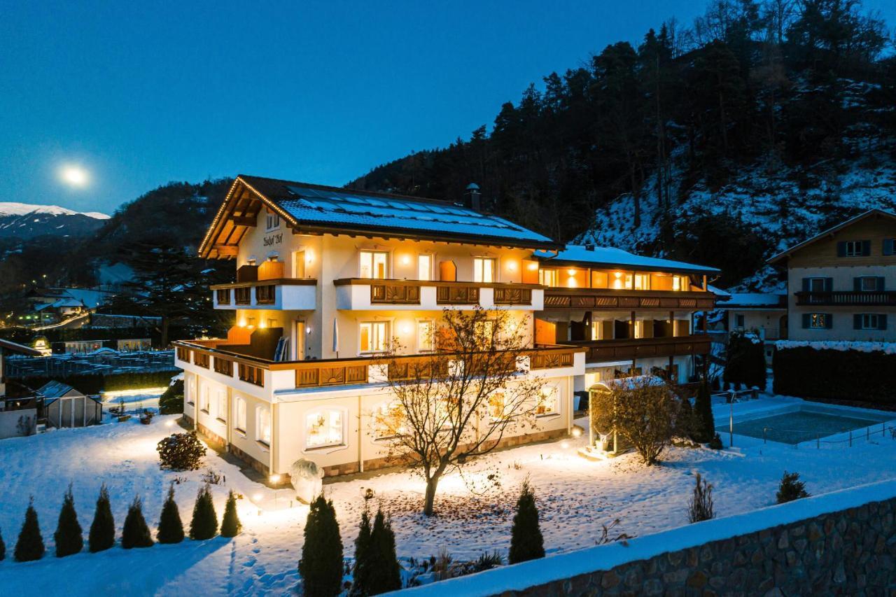 Hotel Bischofhof - Bistro Jasmin Кьюза Экстерьер фото