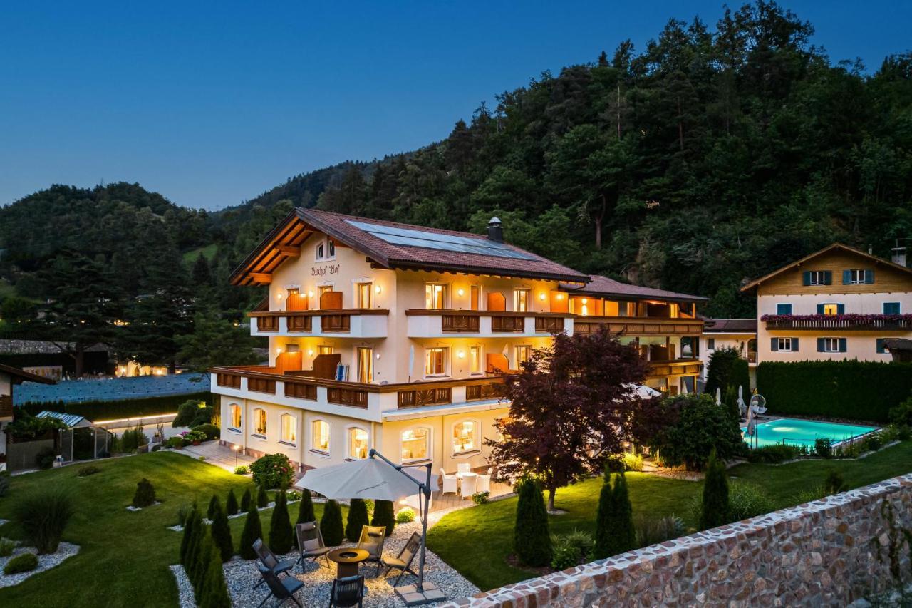 Hotel Bischofhof - Bistro Jasmin Кьюза Экстерьер фото