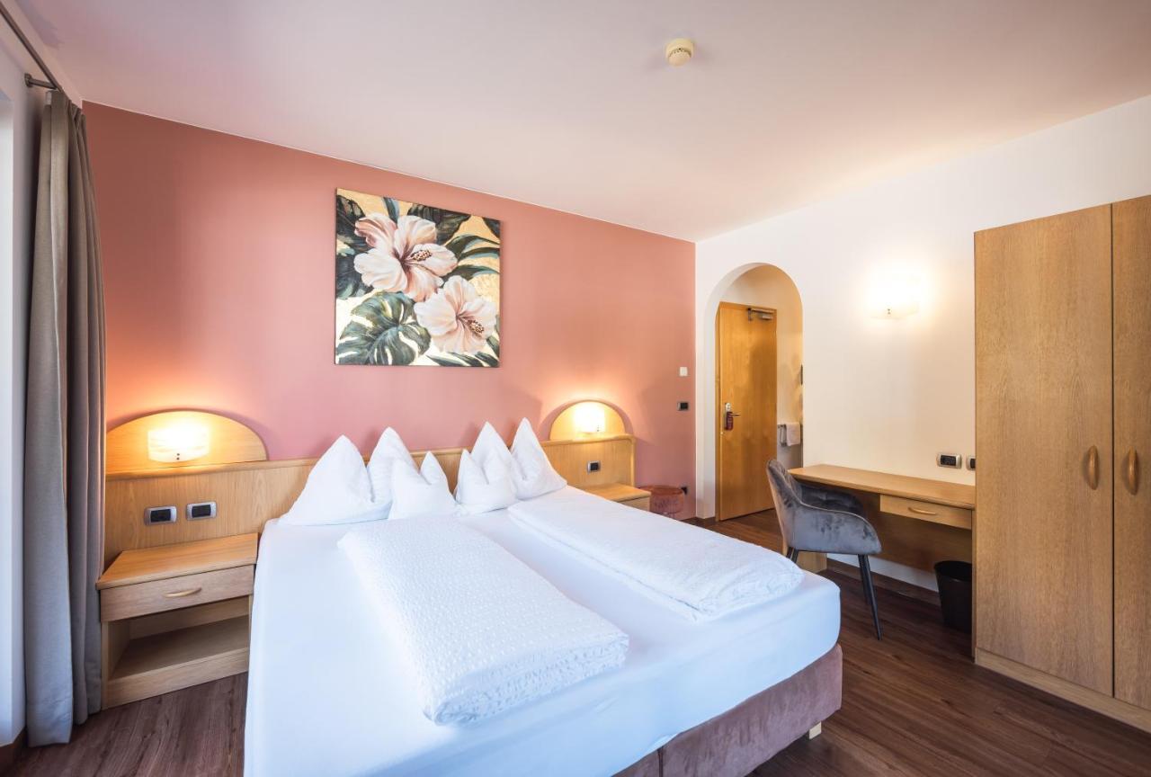 Hotel Bischofhof - Bistro Jasmin Кьюза Экстерьер фото