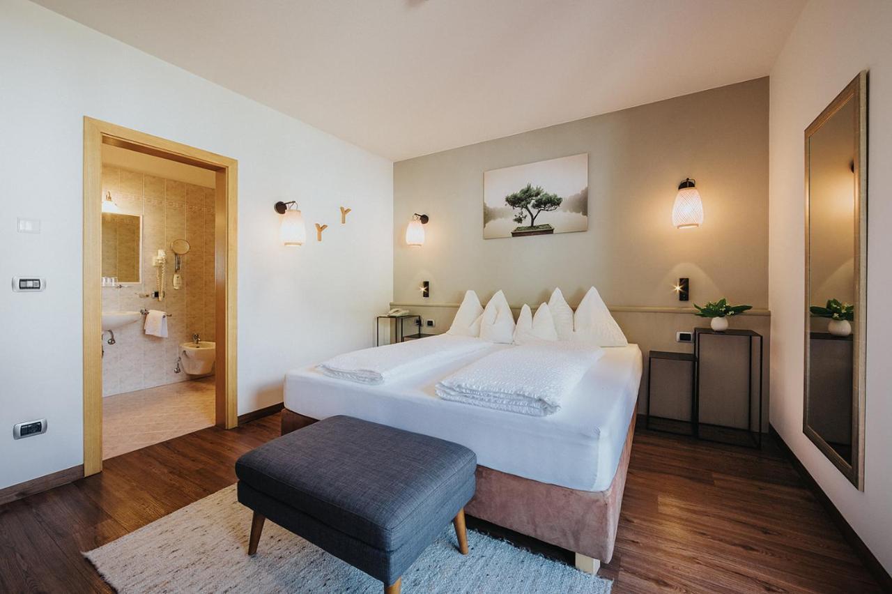 Hotel Bischofhof - Bistro Jasmin Кьюза Экстерьер фото