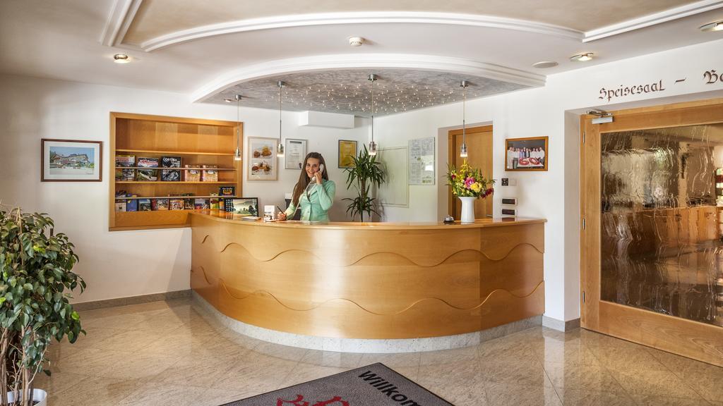 Hotel Bischofhof - Bistro Jasmin Кьюза Экстерьер фото